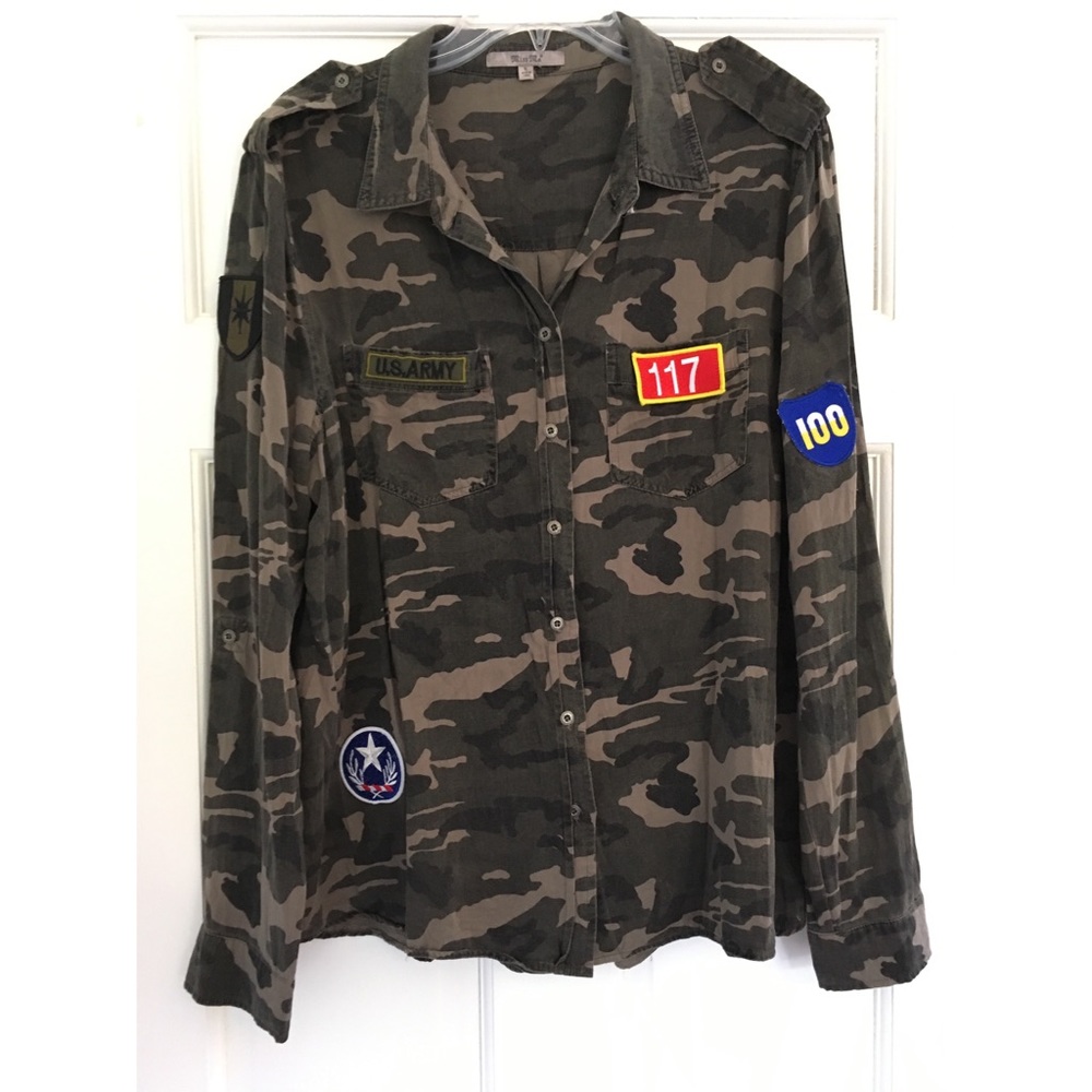 Army Patch Button Down ❤️☮️